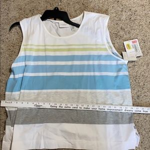 NWTLiz Claiborne  Women’s Sleeveless Tank.